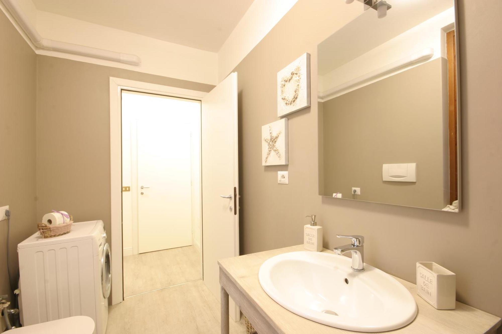 Violetta Maison, Elegante E Romantica A Salo' Apartment Exterior foto