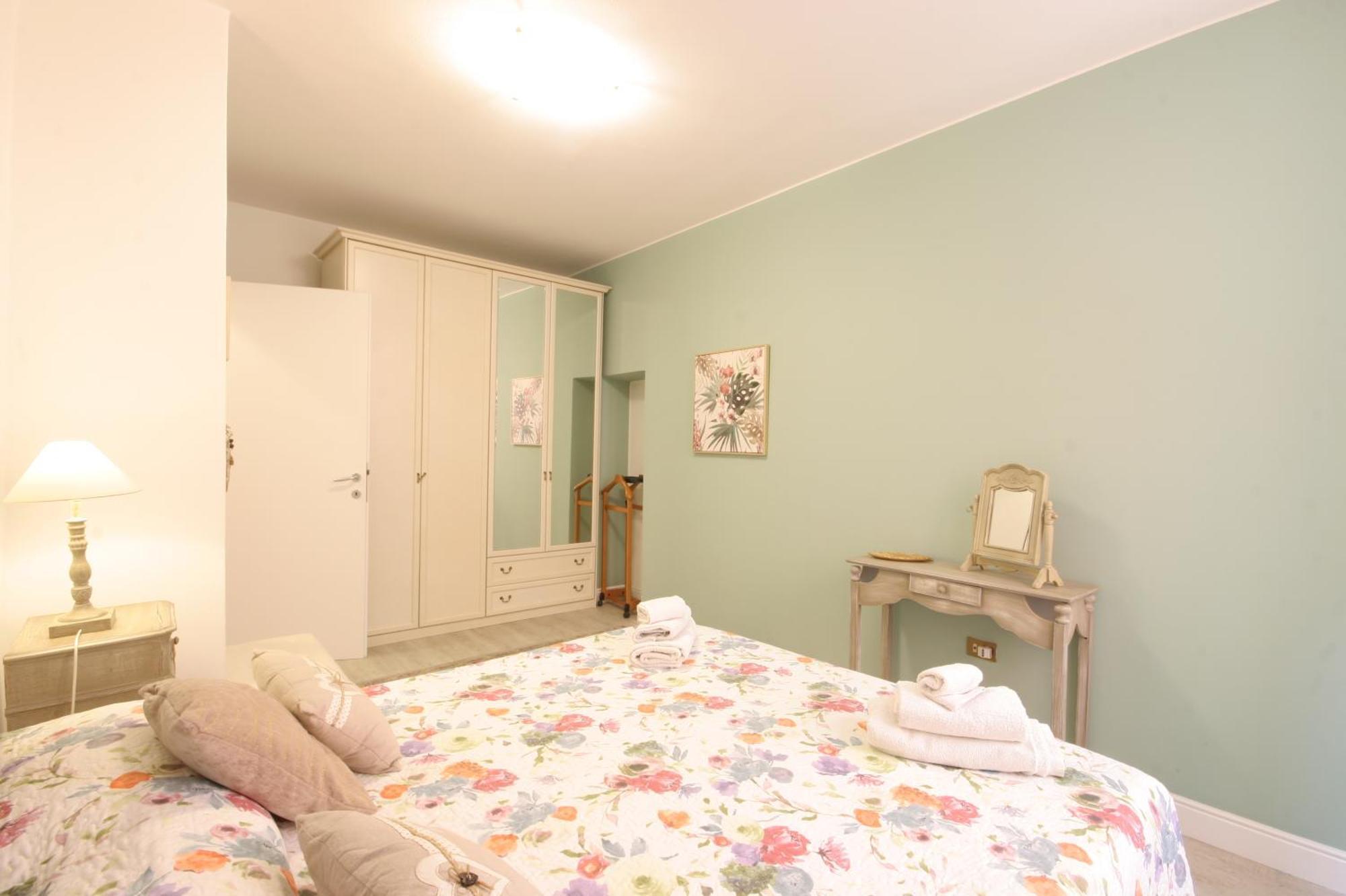 Violetta Maison, Elegante E Romantica A Salo' Apartment Exterior foto