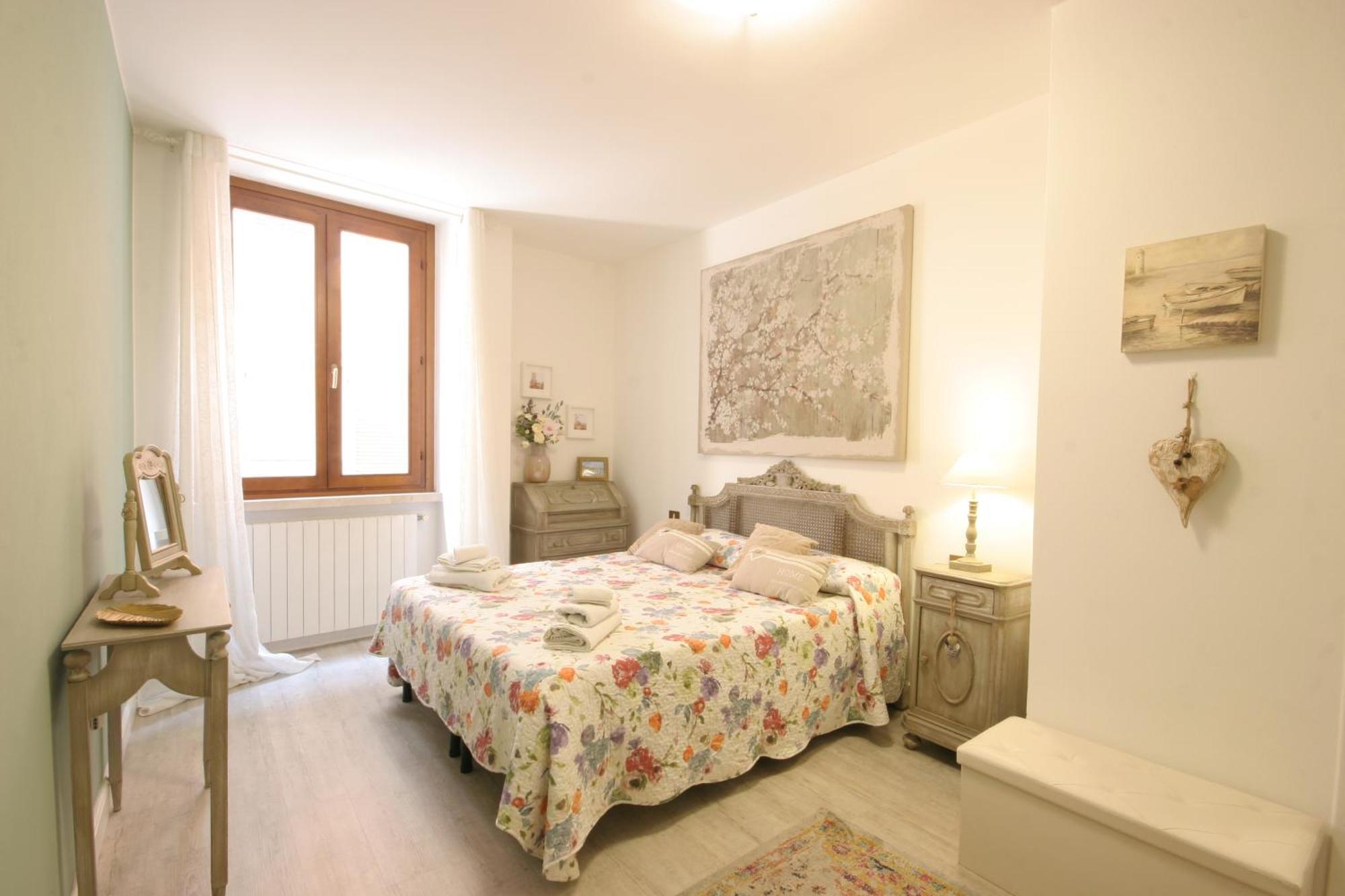 Violetta Maison, Elegante E Romantica A Salo' Apartment Exterior foto